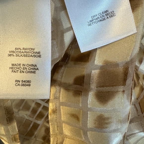 Jones New York silk blend button down blouse Size 10 - Picture 4 of 7